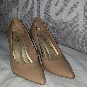 Nude shoes